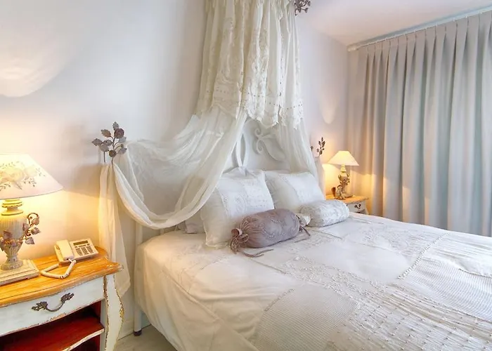 Yalicapkini Boutique Otel 5*