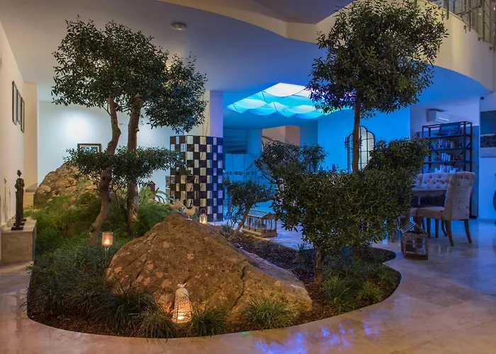 Yalicapkini Boutique Otel 5*