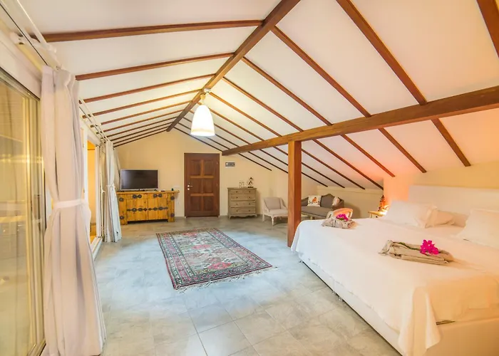 Yalicapkini Boutique Boğaziçi