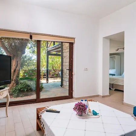 Yalicapkini Boutique Hotel 4*