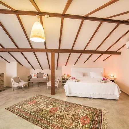 Yalicapkini Boutique 4*
