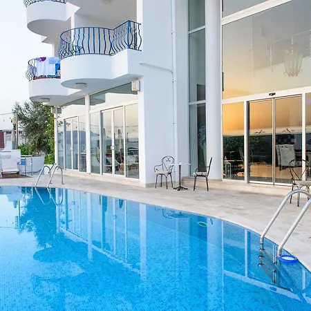 Yalicapkini Boutique 4*